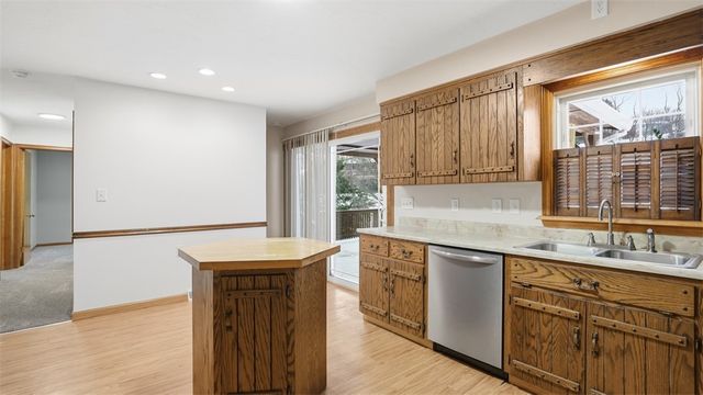 270 Kentucky Drive, Lower Burrell, PA 15068