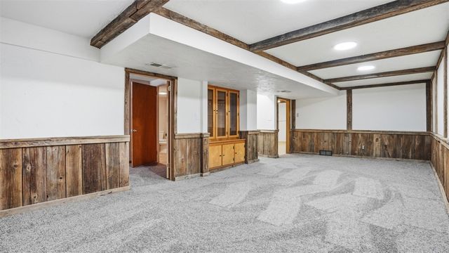 270 Kentucky Drive, Lower Burrell, PA 15068