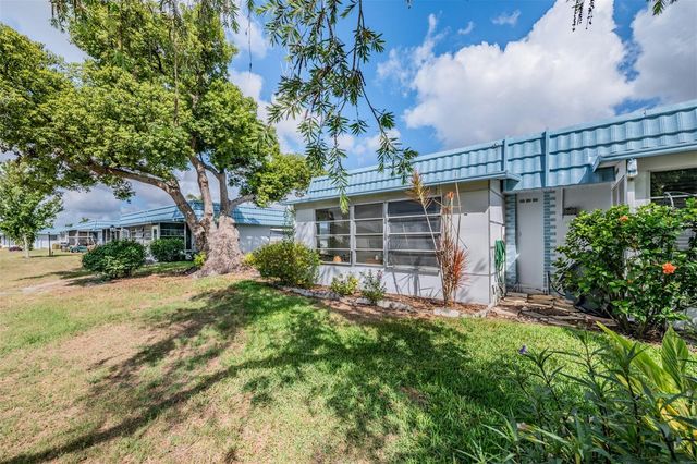 302 ANDOVER PLACE S 167, Sun City Center, FL 33573