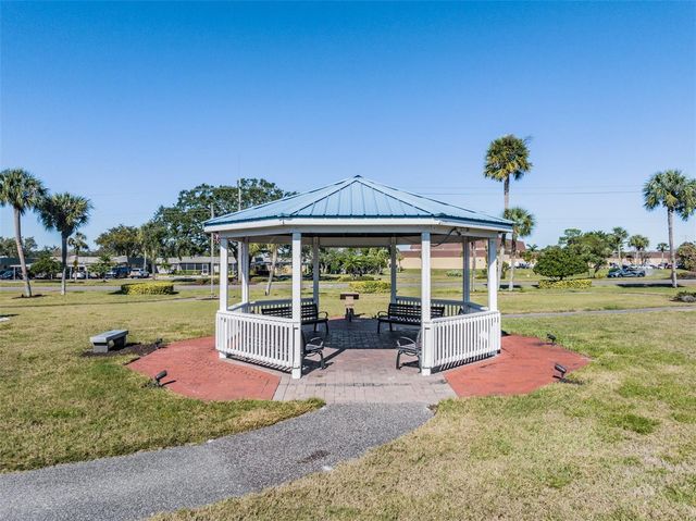 302 ANDOVER PLACE S 167, Sun City Center, FL 33573