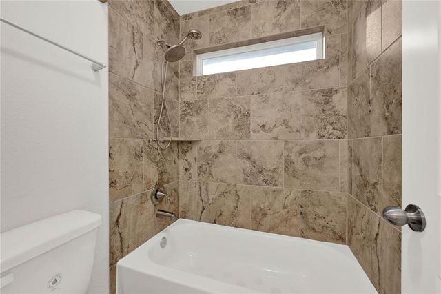 3310 Pine Chase Drive, Montgomery, TX 77356