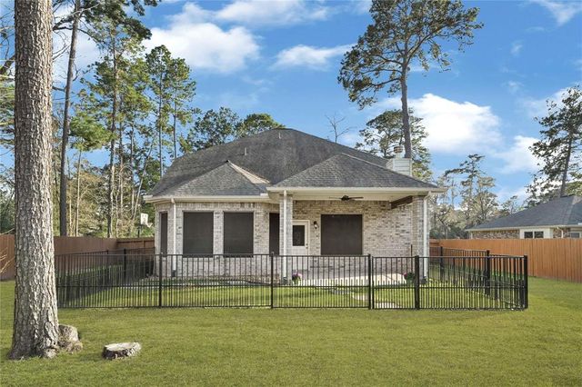 3310 Pine Chase Drive, Montgomery, TX 77356