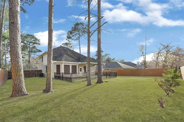 3310 Pine Chase Drive, Montgomery, TX 77356