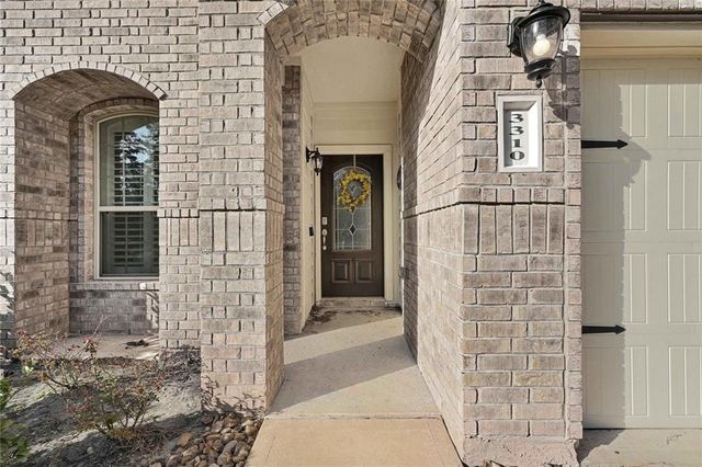 3310 Pine Chase Drive, Montgomery, TX 77356