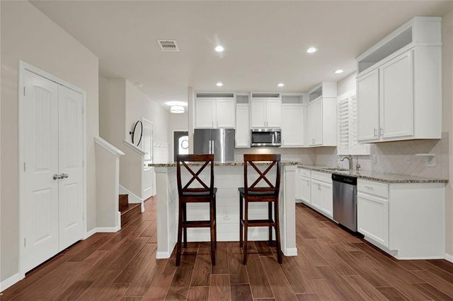 3310 Pine Chase Drive, Montgomery, TX 77356