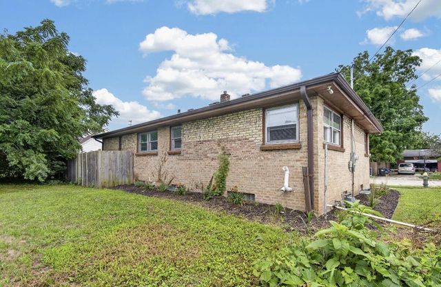925 Lockwood AVENUE, Racine, WI 53403