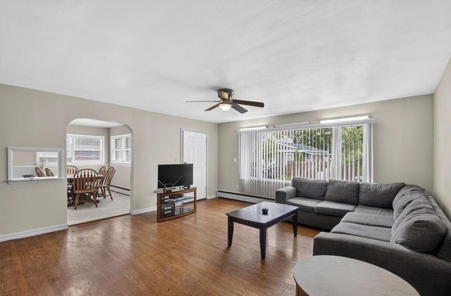925 Lockwood AVENUE, Racine, WI 53403