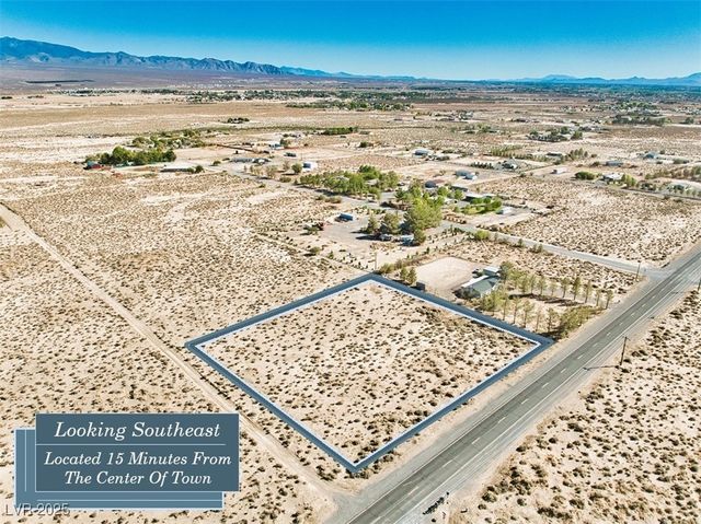 1971 West Bluebird Avenue, Pahrump, NV 89060