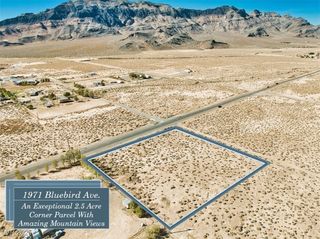 1971 West Bluebird Avenue, Pahrump, NV 89060
