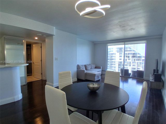 770 Claughton Island Dr 2011, Miami, FL 33131