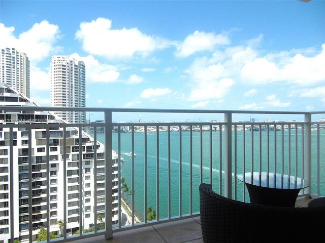 770 Claughton Island Dr 2011, Miami, FL 33131