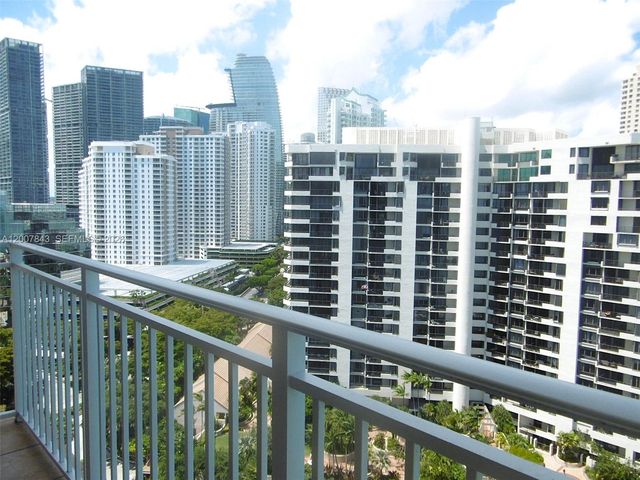 770 Claughton Island Dr 2011, Miami, FL 33131