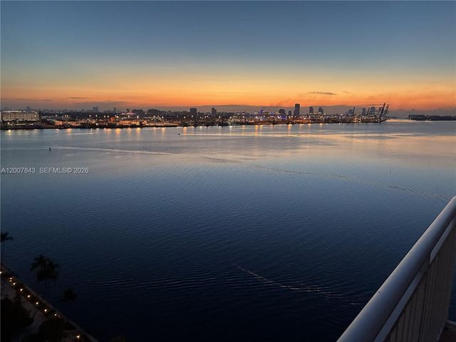 770 Claughton Island Dr 2011, Miami, FL 33131