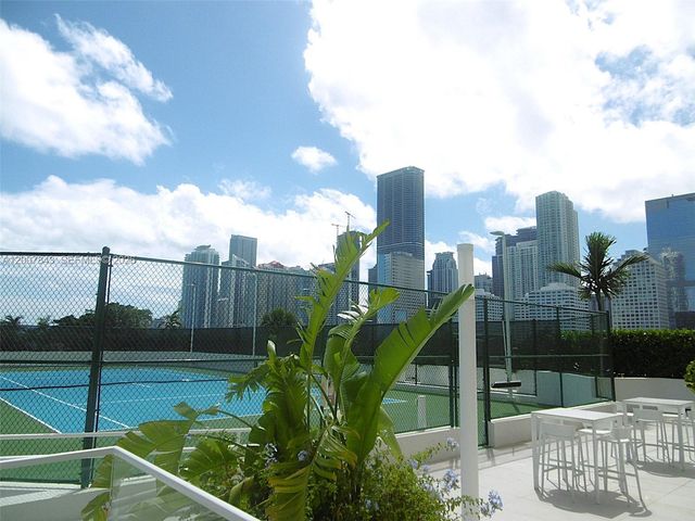 770 Claughton Island Dr 2011, Miami, FL 33131