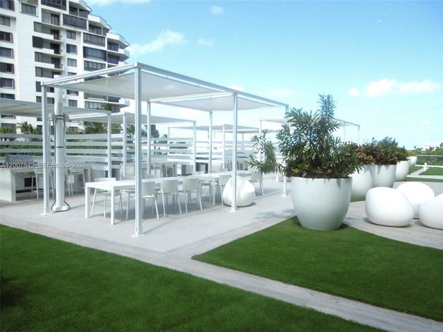 770 Claughton Island Dr 2011, Miami, FL 33131