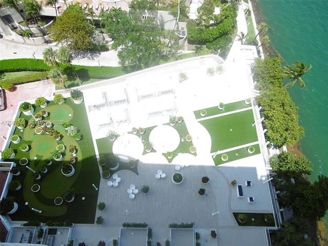 770 Claughton Island Dr 2011, Miami, FL 33131