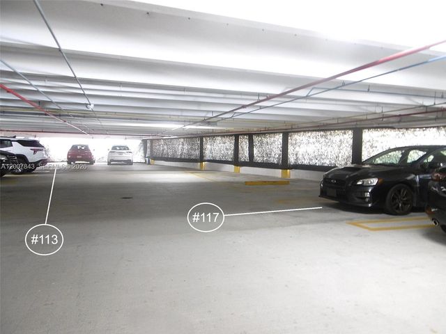 770 Claughton Island Dr 2011, Miami, FL 33131