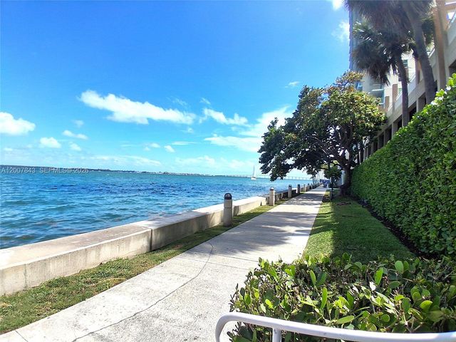 770 Claughton Island Dr 2011, Miami, FL 33131