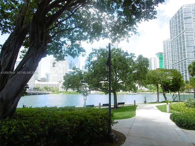 770 Claughton Island Dr 2011, Miami, FL 33131