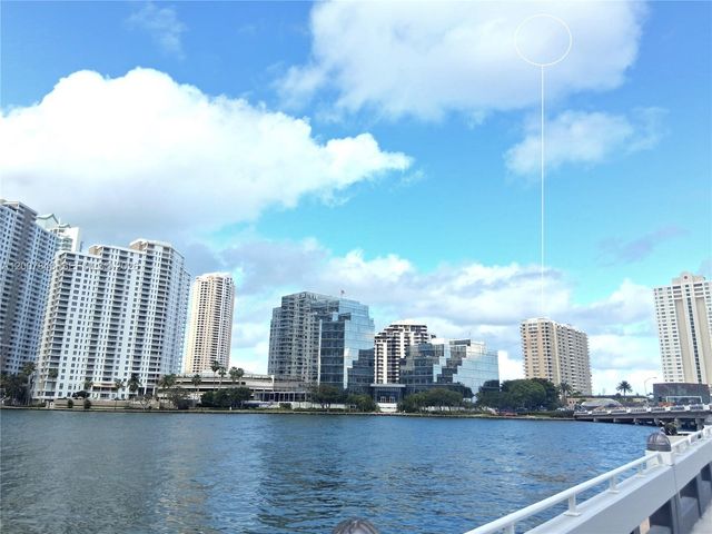 770 Claughton Island Dr 2011, Miami, FL 33131