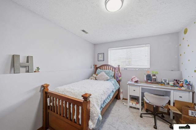 13431 Guildford Street, Waverly, NE 68462