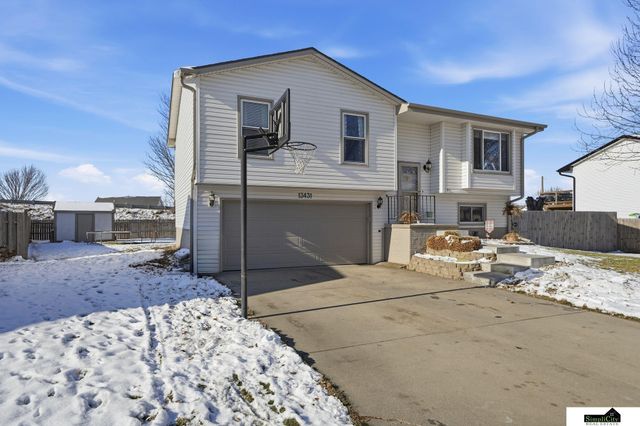 13431 Guildford Street, Waverly, NE 68462