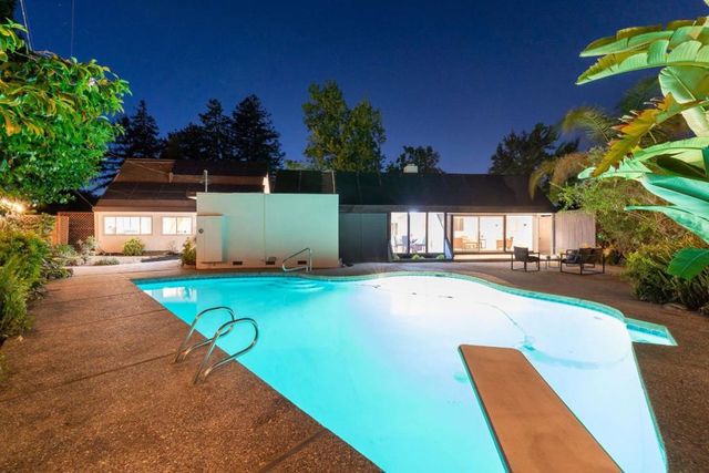 744 Jackpine Court, Sunnyvale, CA 94086