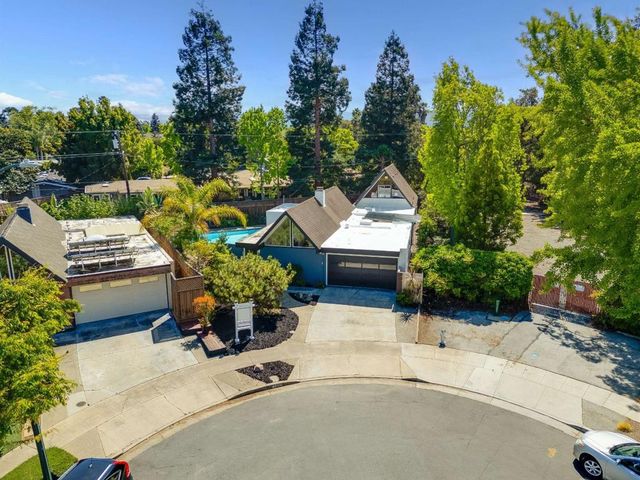 744 Jackpine Court, Sunnyvale, CA 94086