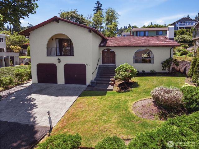 611 SW 293rd Street, Federal Way, WA 98023