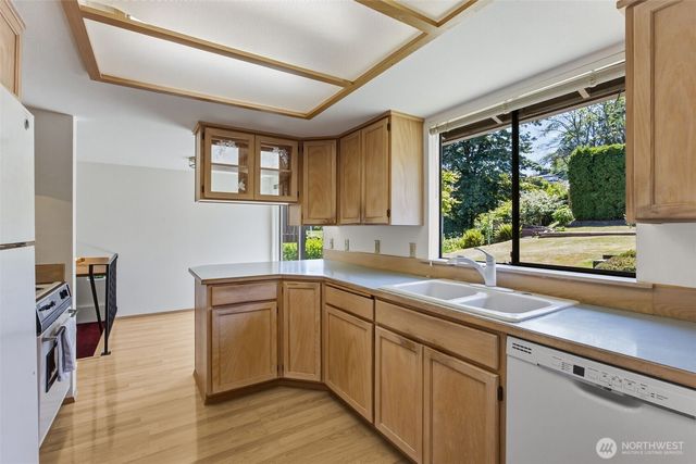 611 SW 293rd Street, Federal Way, WA 98023