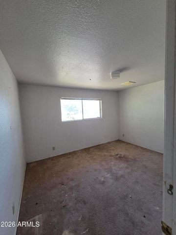 2217 W DAHLIA Drive, Phoenix, AZ 85029