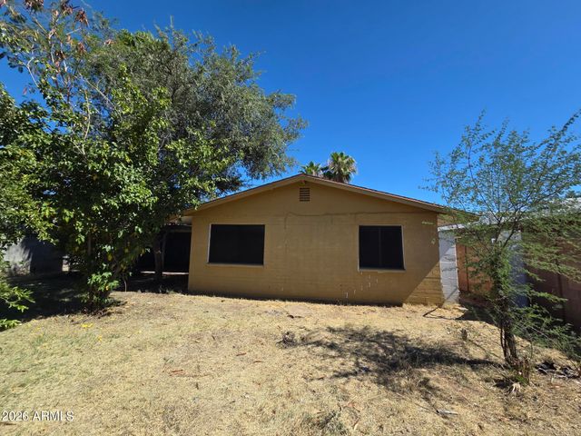 2217 W DAHLIA Drive, Phoenix, AZ 85029