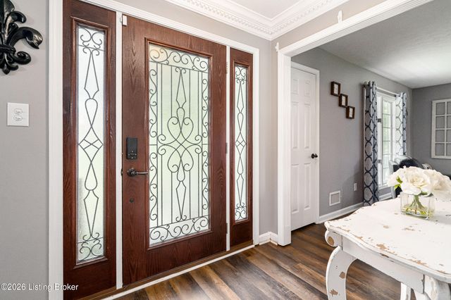 7603 Parkridge Trace, Louisville, KY 40214
