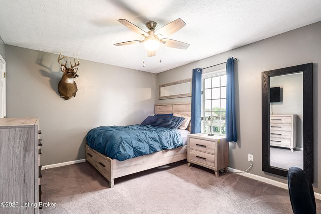 7603 Parkridge Trace, Louisville, KY 40214