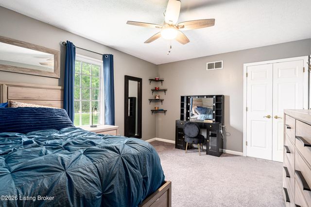 7603 Parkridge Trace, Louisville, KY 40214