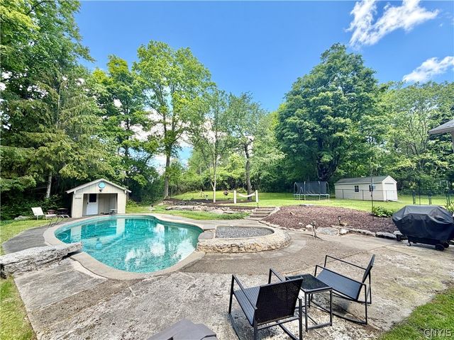 5107 Harris Road, Onondaga, NY 13031