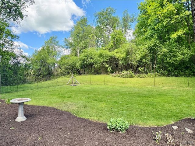 5107 Harris Road, Onondaga, NY 13031
