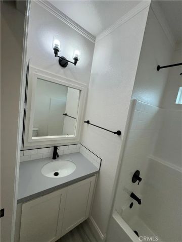 2627 La Palma, Anaheim, CA 92806