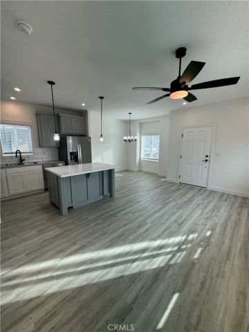 2627 La Palma, Anaheim, CA 92806