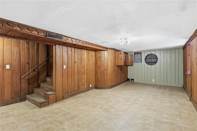 1124 W 77TH Street, Kansas City, MO 64114