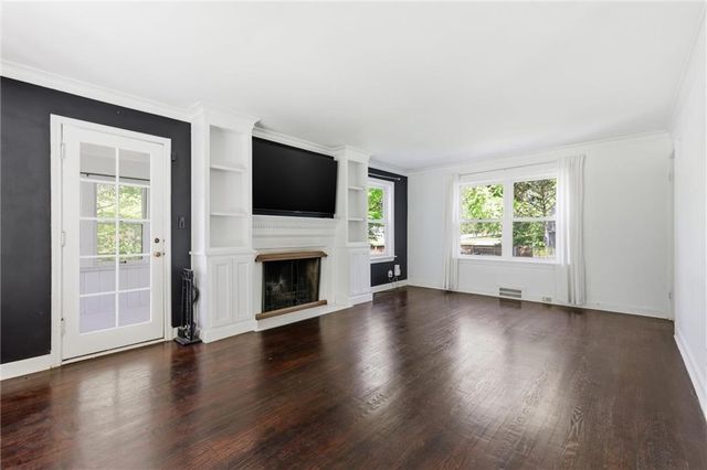 1124 W 77TH Street, Kansas City, MO 64114