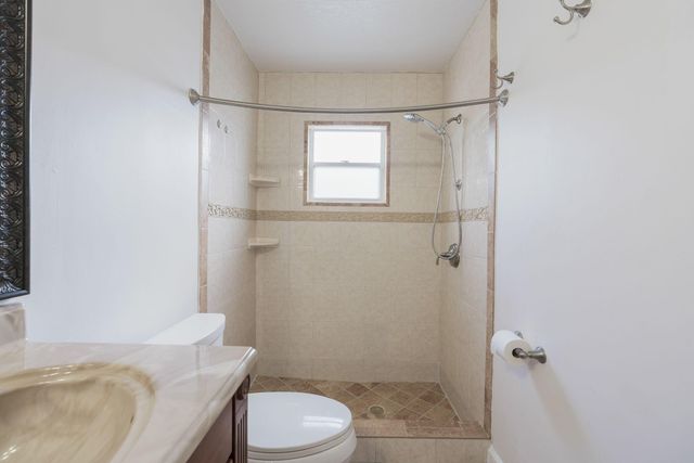 1141 NW 90th Way, Plantation, FL 33322