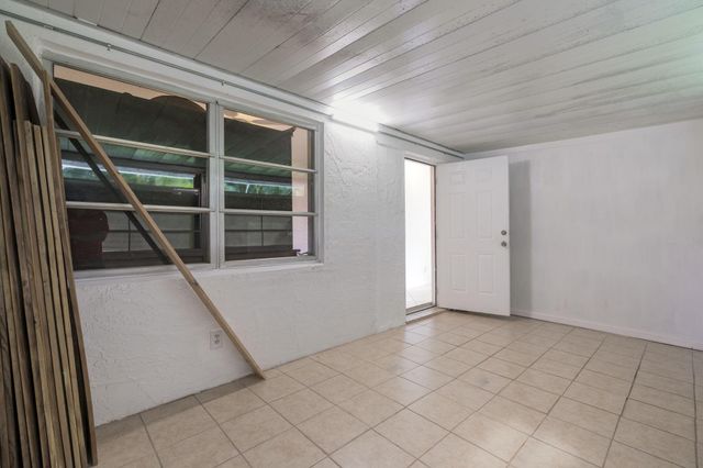 1141 NW 90th Way, Plantation, FL 33322