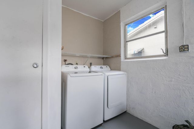 1141 NW 90th Way, Plantation, FL 33322