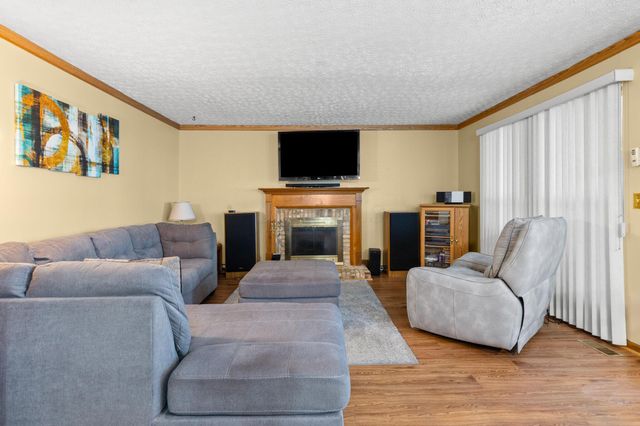 530 Tall Oaks Drive, Gahanna, OH 43230