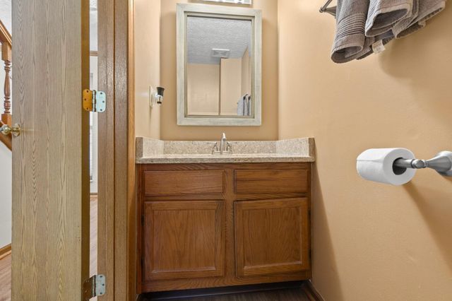 530 Tall Oaks Drive, Gahanna, OH 43230