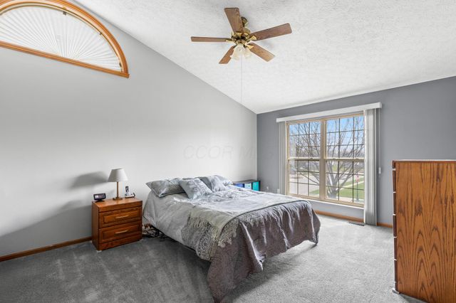 530 Tall Oaks Drive, Gahanna, OH 43230