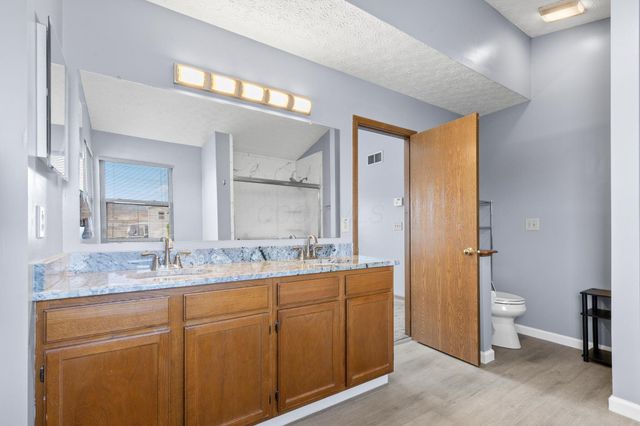 530 Tall Oaks Drive, Gahanna, OH 43230