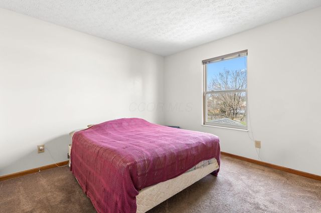 530 Tall Oaks Drive, Gahanna, OH 43230