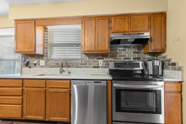 530 Tall Oaks Drive, Gahanna, OH 43230